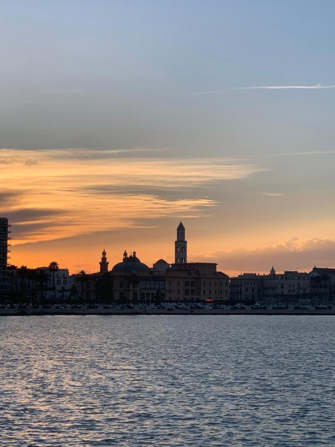 Вілла Porto Antico Барі Екстер'єр фото